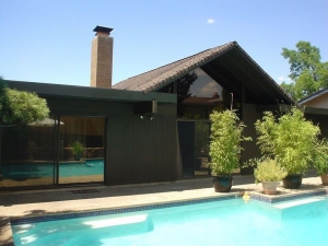 http://cs.justinrwood.com/files/dimgs/thumb_2x300_5_196_1764.jpg